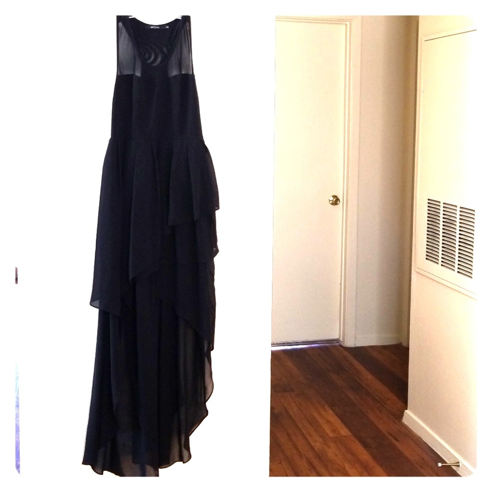 Ark & Co gown